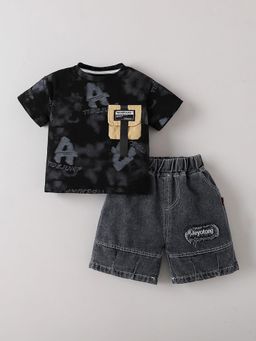 Hopscotch - Typography T-Shirt and Short