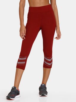 Zivame - Zelocity Mid Rise Quick Dry Capri - Pomegranate