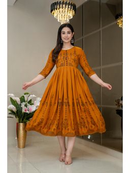 The Perfect Fit Co. - Yellow Women's Printed Casual Dress