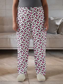 Bewakoof - Women's White & Pink All Over Printed Plus Size Pyjamas