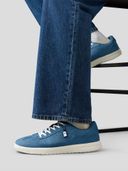 Blue color option, Currently selected