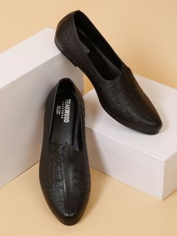 Teakwood - Men Black Textured Leather Mojaris