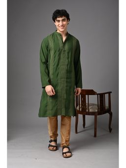 AAVYAM - Emerald Green Textured Silk Kurta