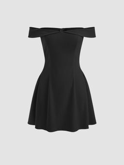 Cider - Velvet Off-shoulder Solid Zipper Mini Dress