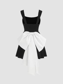 Cider - Velvet Square Neck Solid Bowknot Mini Dress