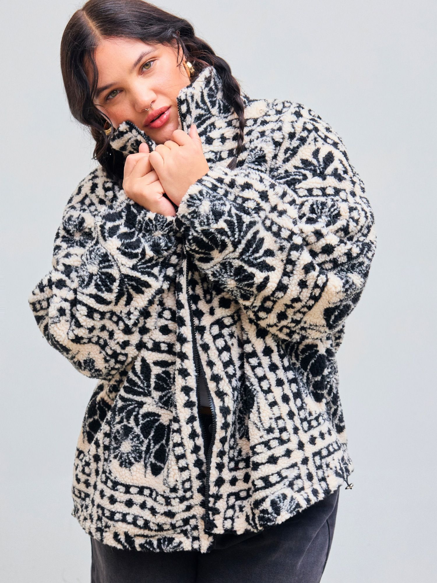 cider Printed Fleece Zip Front Jacket Curve & Plus-picture-30