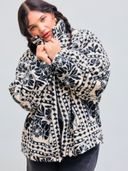 Black color option, Currently selected