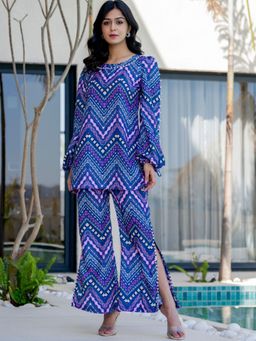 HOUSE OF JAMOTI - Women Blue Geometric Co-Ord (Set of 2)