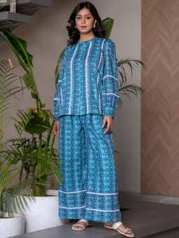 HOUSE OF JAMOTI - Women Blue Embroidered Co-Ord (Set of 2)