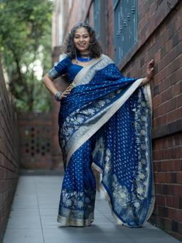 Suta - Woven Blue Viscose Saree With Unstitched Blouse