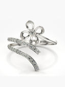 White Gold color option, Currently selected