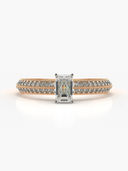 Rose Gold color option, Currently selected