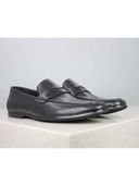 Black color option, Sold out, Currently selected