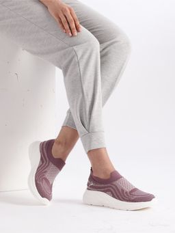 Marc Loire - Women Mauve Slip-On Woven Design Sneakers