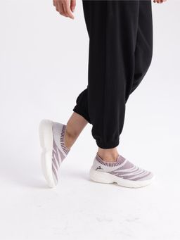 Marc Loire - Women Pink Slip-On Woven Design Sneakers