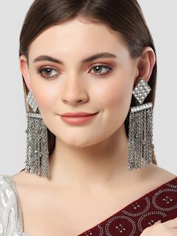 Karatcart - Oxidised Silver Kundan Chain Tassel Earrings for Women