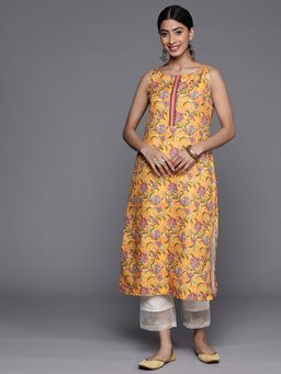 Varanga - Gehan Women Printed Straight Kurta with Round Neck.