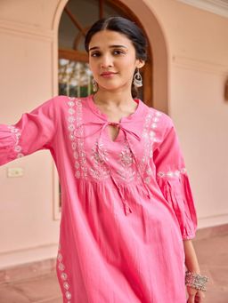 House of Chikankari - Pink Cotton Chikankari Women's Long Kurta