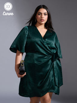 Twenty Dresses by Nykaa Fashion - Curve Green Solid V Neck Half Sleeves Knee Length Wrap Dress