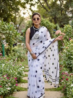 Aparna - White Polka Dot Mul Cotton Saree Without Blouse