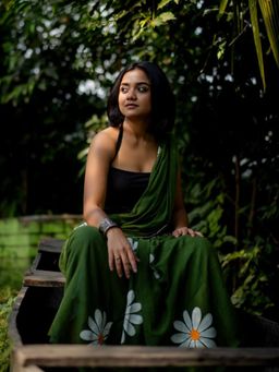 Aparna - Bottle Green Hand Print Mul Cotton Saree Without Blouse