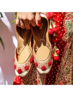 La Fiza - Rosie Handcrafted Juttis