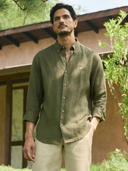 Andamen - Men European Linen Solid Slim Fit Shirt