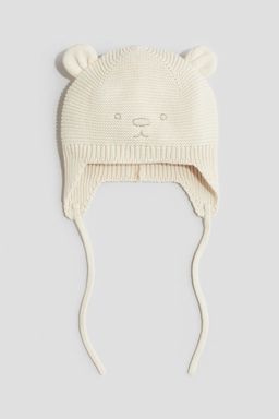H&M - Boys Beige Knitted Chin-Tie Beanie