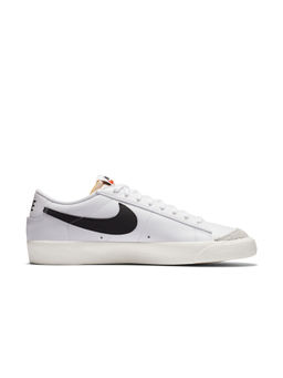 Nike - Men BLAZER LOW '77 VNTG Sneakers