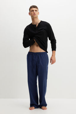 H&M - Men Blue Relaxed Fit Poplin Trousers