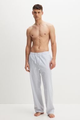 H&M - Men White Relaxed Fit Poplin Trousers