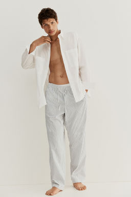 H&M - Men Green Relaxed Fit Poplin Trousers