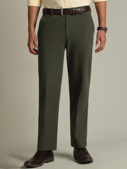 Dockers - Men Green Mid Rise Straight Fit Trousers