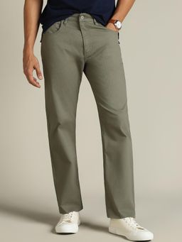 Dockers - Men Green Mid Rise Straight Fit Trousers