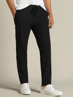 Dockers - Men Black Mid Rise Slim Tapered Fit Trousers