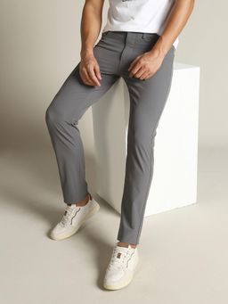 Dockers - Men Grey Mid Rise Slim Fit Trousers