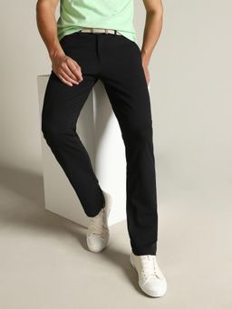 Dockers - Men Black Mid Rise Slim Fit Trousers