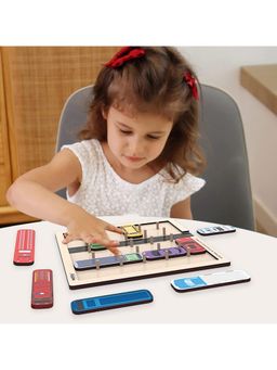 Webby - Traffic Jam Table Top Board Game