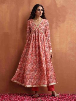 trueBrowns - Red Print Flared Anarkali Kurta with Pant (Set of 2)