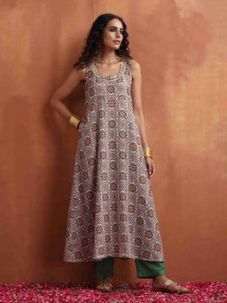 trueBrowns - Multi Color Print Flared Anarkali Kurta with Pant (Set of 2)