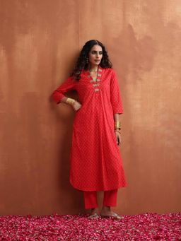 trueBrowns - Red Sequined A-Line Kurta with Pant (Set of 2)