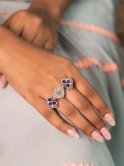 Shaya by CaratLane 925 Silver Shaya by CaratLane Feeling Soni Oxidised Ring in