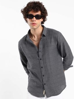 Campus Sutra - Mens Charcoal Grey Solid Textured Knit Shirt