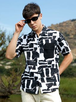 Campus Sutra - Mens Obsidian Black Imprint Oversized Shirt
