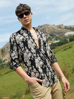 Campus Sutra - Mens Onyx Black Indie Imprint Shirt