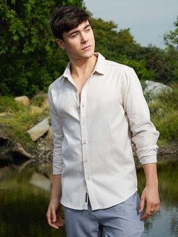 Campus Sutra - Mens Daisy White Textured Regular Shirt