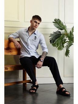 Eszett - Men Blue Solid Full Sleeves Casual Shirt