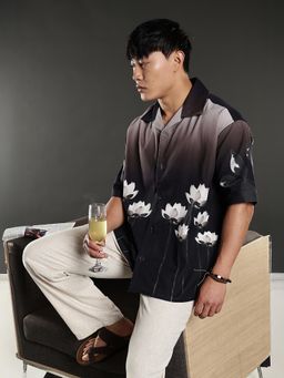 Eszett - Men Black Floral Half Sleeves Casual Shirt