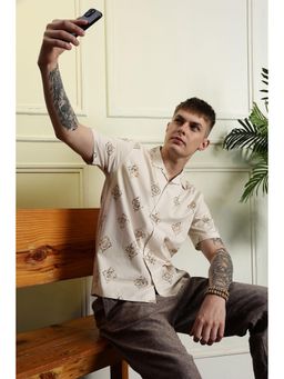 Eszett - Men Cream Floral Half Sleeves Casual Shirt