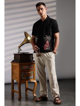 Eszett - Men Floral Black Half Sleeves Casual Shirt